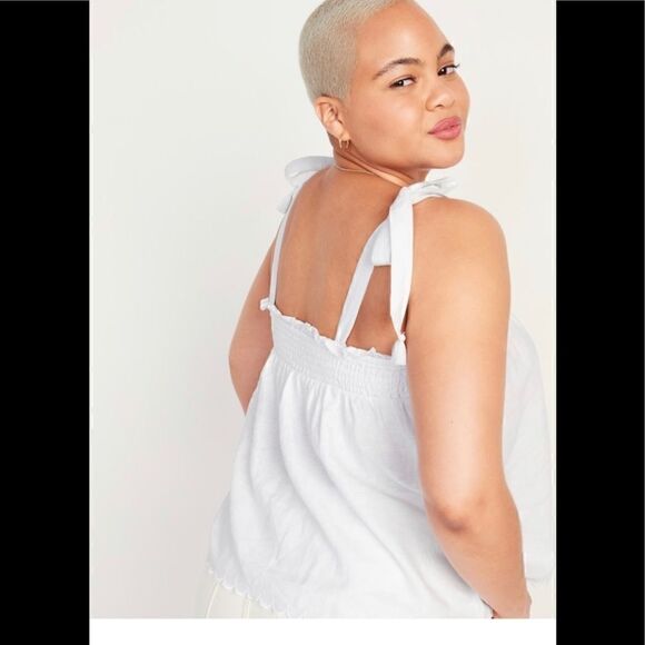 Old Navy Smocked Linen Blend Swing Top - Picture 2 of 9